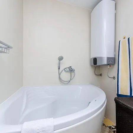 & Sunset Guest house 3*