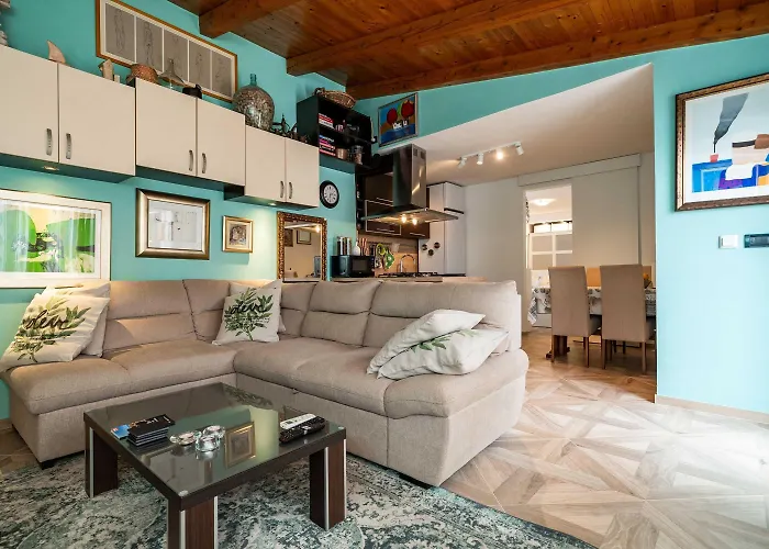 & Sunset Guest house 3*